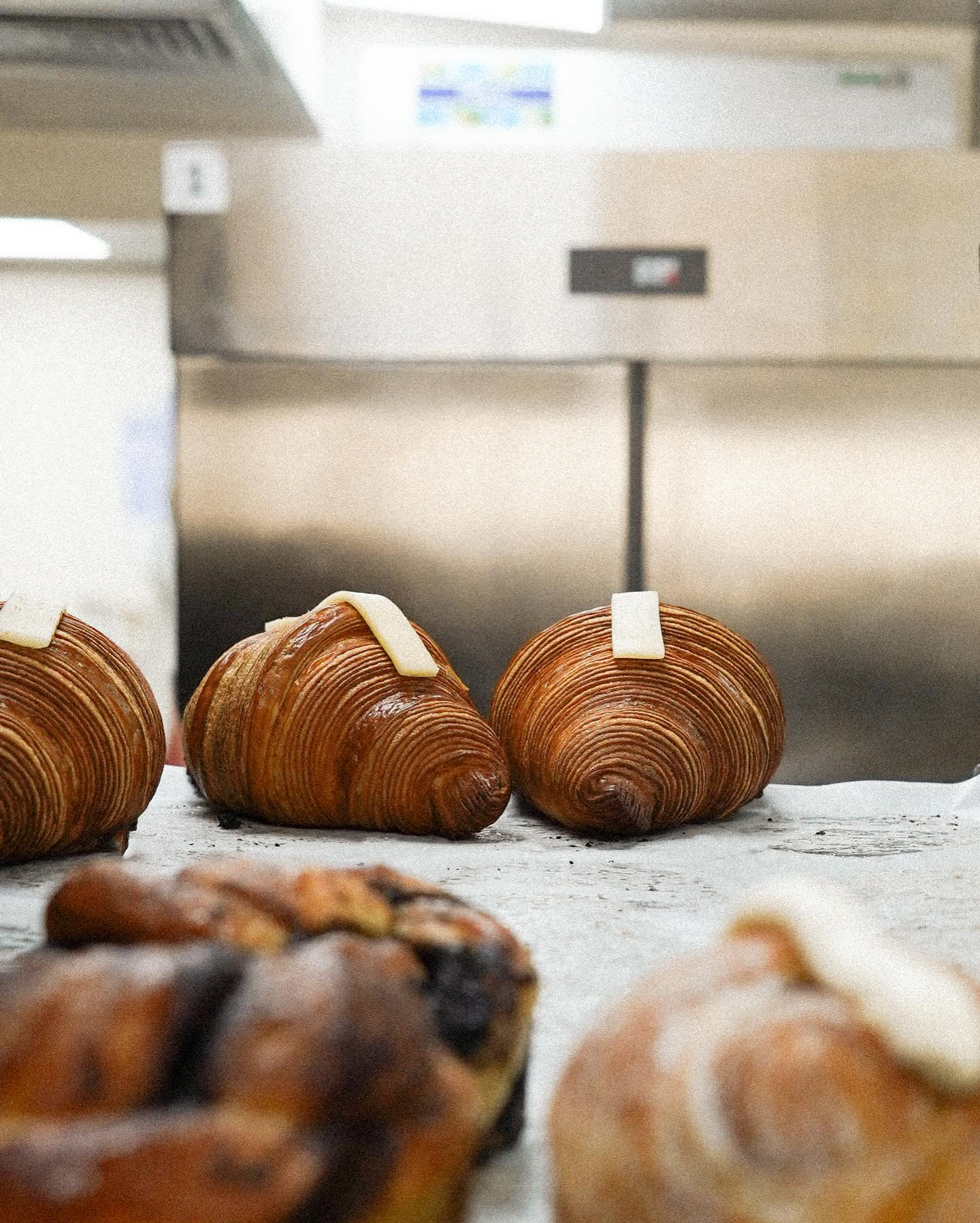 Knot pastries